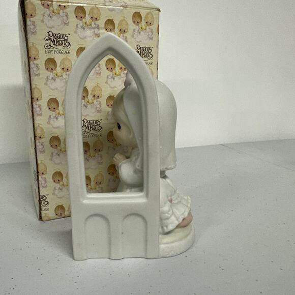 New in Box. Vintage 1992 Precious Moments MAY YOUR FUTURE BE BLESSED Figurine - Picture 3 of 6